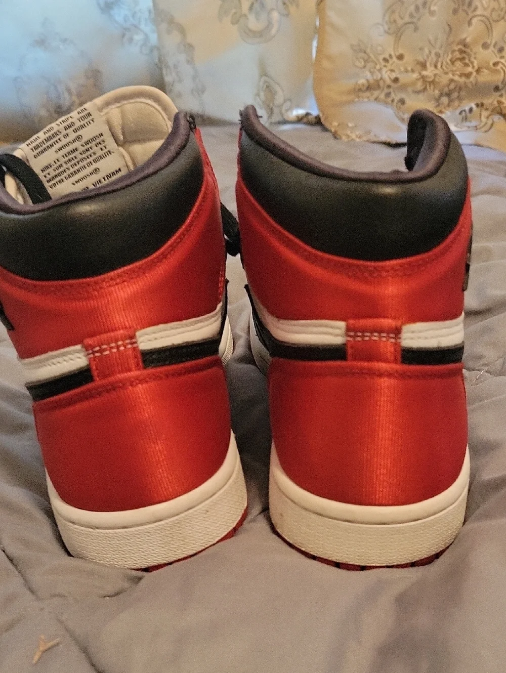 Nike High-Top Sneakers - White/Black/Red